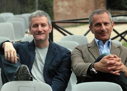 “La casa nel bosco”, il romanzo a 4 mani dei fratelli Carofiglio “La casa nel bosco”, il romanzo a 4 mani dei fratelli Carofiglio