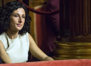 Pacche e sorrisi Renzi-Verdini. Fiducia show. Foto e video