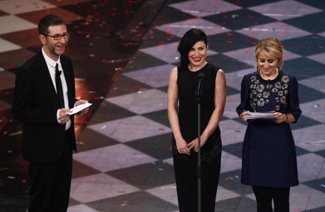 Scollatura vertiginosa e push up: il lato sexy della Littizzetto