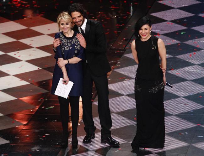 Scollatura vertiginosa e push up: il lato sexy della Littizzetto