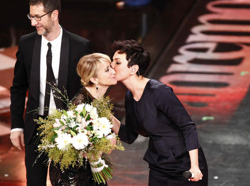 Scollatura vertiginosa e push up: il lato sexy della Littizzetto