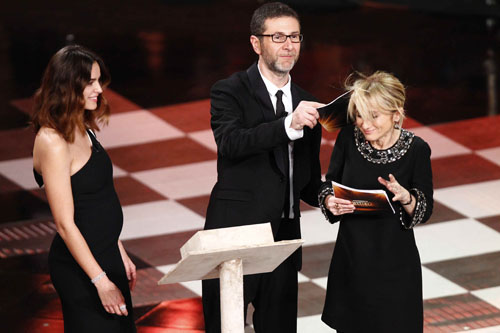 Scollatura vertiginosa e push up: il lato sexy della Littizzetto