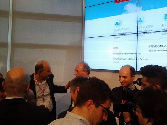 UniCredit a caccia dei cervelli italiani. Fino a 250mila€ per ogni start-up UniCredit a caccia dei cervelli italiani. Fino a 250mila€ per ogni start-up