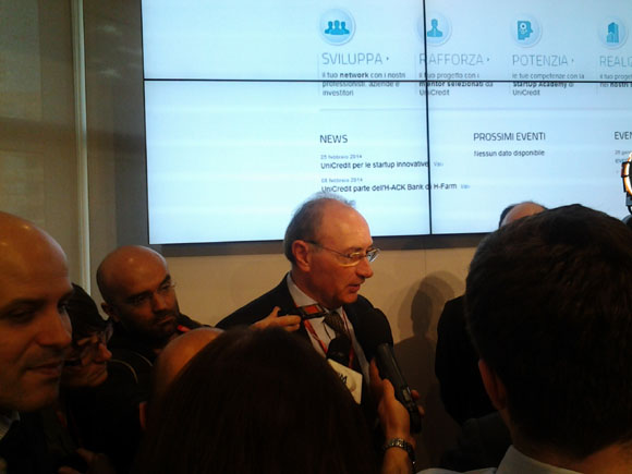 UniCredit a caccia dei cervelli italiani. Fino a 250mila€ per ogni start-up UniCredit a caccia dei cervelli italiani. Fino a 250mila€ per ogni start-up