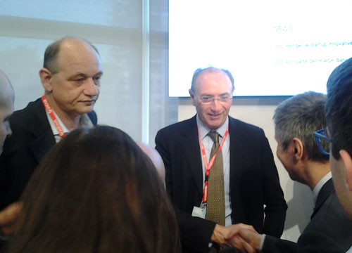 UniCredit a caccia dei cervelli italiani. Fino a 250mila€ per ogni start-up UniCredit a caccia dei cervelli italiani. Fino a 250mila€ per ogni start-up