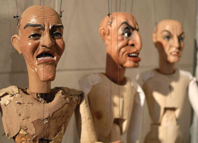 Forza Italia: “La Giunta Pisapia tradisce il Teatro delle Marionette”