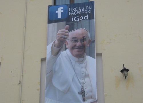 Benedetto XVI: “La mia rinuncia è valida, niente speculazioni” Benedetto XVI: “La mia rinuncia è valida, niente speculazioni”