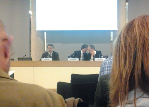 Intesa, Messina: “150 mld di credito”. Rumors: tagli salariali o esuberi Intesa, Messina: “150 mld di credito”. Rumors: tagli salariali o esuberi
