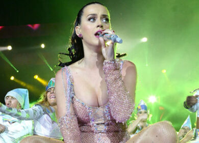 Il video di Katy Perry irrita l’Islam: in 50mila contro blasfemia