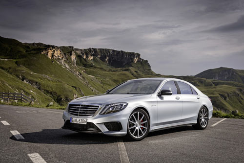 Mercedes cresce la famiglia di Classe S Mercedes cresce la famiglia di Classe S