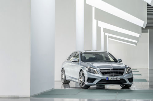 Mercedes cresce la famiglia di Classe S Mercedes cresce la famiglia di Classe S