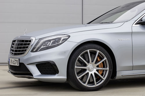 Mercedes cresce la famiglia di Classe S Mercedes cresce la famiglia di Classe S