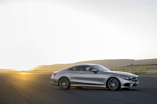 Mercedes cresce la famiglia di Classe S Mercedes cresce la famiglia di Classe S