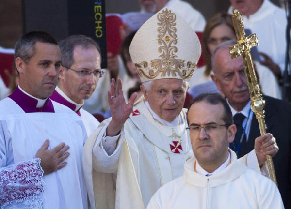 Benedetto XVI: “La mia rinuncia è valida, niente speculazioni” Benedetto XVI: “La mia rinuncia è valida, niente speculazioni”