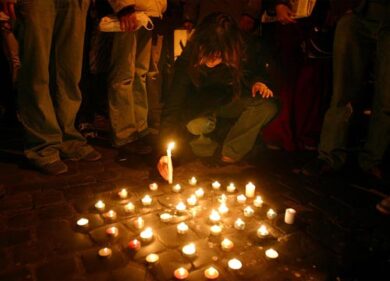 I veilleurs arrivano in Italia. Razzismo o democrazia? E’ caos