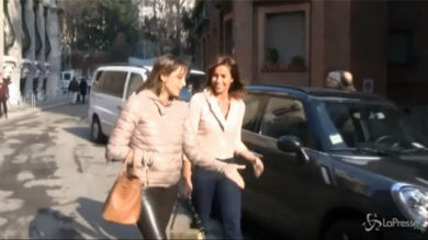 VIDEO: Le sorelle Parodi fedeli a Blumarine