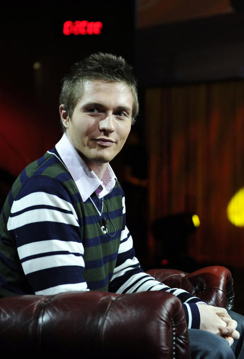 Feltri a Sollecito: “Ma Meredith te la volevi scopare?”. Trasmissione sospesa Feltri a Sollecito: “Ma Meredith te la volevi scopare?”. Trasmissione sospesa