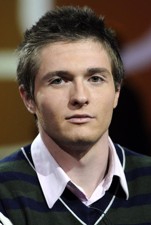 Feltri a Sollecito: “Ma Meredith te la volevi scopare?”. Trasmissione sospesa Feltri a Sollecito: “Ma Meredith te la volevi scopare?”. Trasmissione sospesa