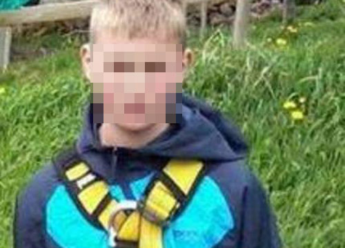 A 13 anni compra 500 euro di gioci. I genitori lo rimproverano, si uccide A 13 anni compra 500 euro di gioci. I genitori lo rimproverano, si uccide