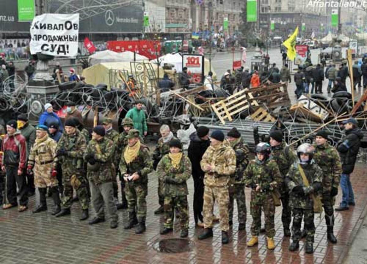 Mosca: ok all’intervento armato. Ucraina, truppe russe in Crimea Mosca: ok all’intervento armato. Ucraina, truppe russe in Crimea