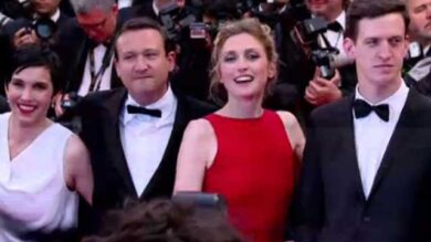 VIDEO: Nomination ai Cesars per Julie Gayet, presunta amante Hollande