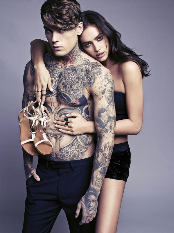 Irina Shayk, foto col tatuato. E la trans Cristina rivela che Cristiano…