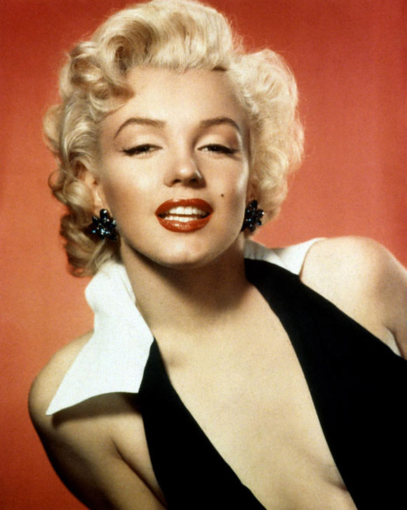 Marylin e i fratelli Kennedy, sesso a tre in un video. Il “giallo” Marylin e i fratelli Kennedy, sesso a tre in un video. Il “giallo”