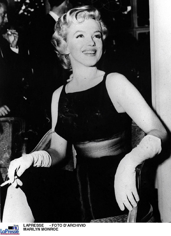 Marylin e i fratelli Kennedy, sesso a tre in un video. Il “giallo” Marylin e i fratelli Kennedy, sesso a tre in un video. Il “giallo”