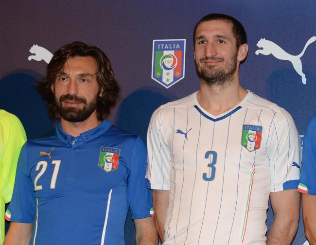 Le nuove maglie azzurra by Puma: da Balo a Buffon eccoli come modelli Le nuove maglie azzurra by Puma: da Balo a Buffon eccoli come modelli