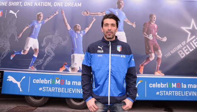 Le nuove maglie azzurra by Puma: da Balo a Buffon eccoli come modelli Le nuove maglie azzurra by Puma: da Balo a Buffon eccoli come modelli