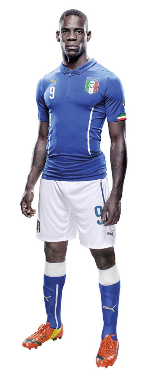 Le nuove maglie azzurra by Puma: da Balo a Buffon eccoli come modelli Le nuove maglie azzurra by Puma: da Balo a Buffon eccoli come modelli