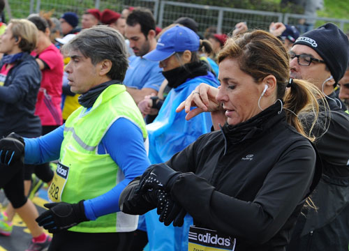 Esplode l’Ucraina, il ministro… corre. Roma-Ostia, un morto alla maratona