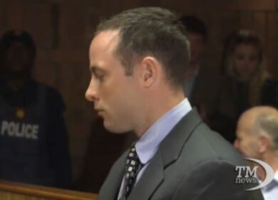 VIDEO: Sudafrica: inizia il processo a Pistorius per l’omicidio di Reeva
