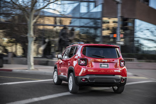 Nuova Jeep® Renegade il nuovo Small SUV Jeep a livello globale Nuova Jeep® Renegade il nuovo Small SUV Jeep a livello globale
