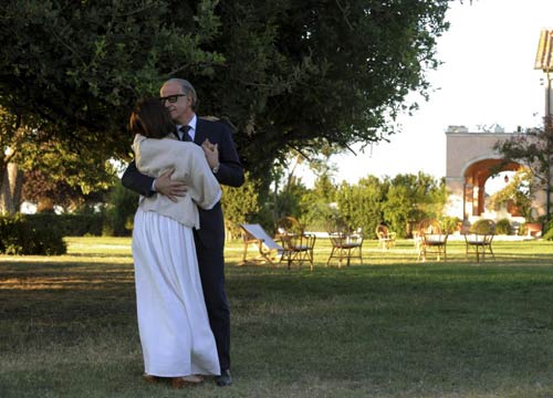 Ascolti, Sorrentino meglio di Sanremo: quasi nove milioni Ascolti, Sorrentino meglio di Sanremo: quasi nove milioni