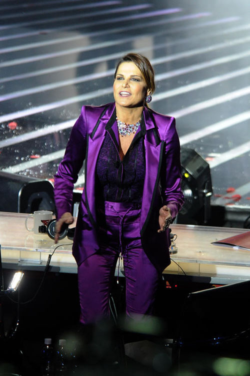 Bikini esplosivo per la Ventura: fisico mozzafiato per Super Simo