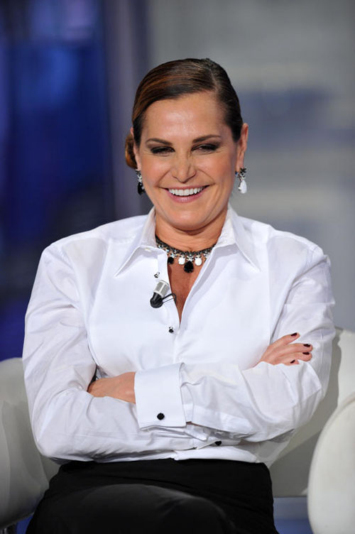 Bikini esplosivo per la Ventura: fisico mozzafiato per Super Simo