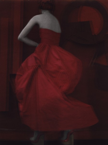 Gli scatti tra sogno e realtà: “Sarah Moon. About Colour”