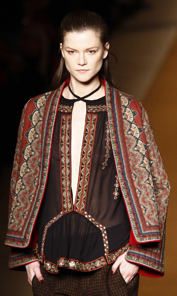 Rumors: Etro nel mirino di Louis Vuitton. Un altro marchio se ne va Rumors: Etro nel mirino di Louis Vuitton. Un altro marchio se ne va