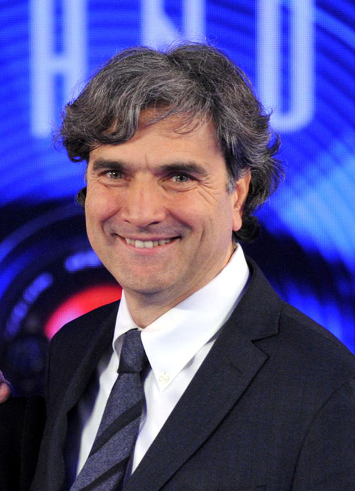 Grande Fratello, Samba favorito per la vittoria: il contadino Mirko insegue a 7,75 Grande Fratello, Samba favorito per la vittoria: il contadino Mirko insegue a 7,75