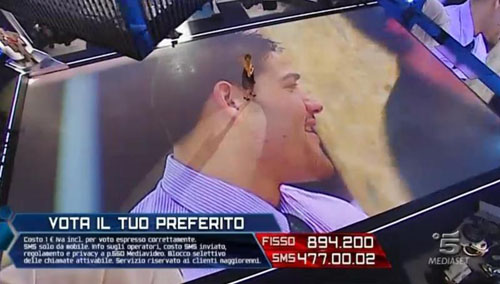 Grande Fratello, Samba favorito per la vittoria: il contadino Mirko insegue a 7,75 Grande Fratello, Samba favorito per la vittoria: il contadino Mirko insegue a 7,75