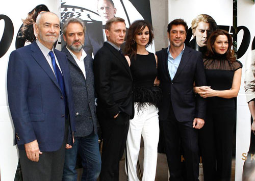 Dopo Skyfall arriva Bond 24: le novità sull’atteso sequel Dopo Skyfall arriva Bond 24: le novità sull’atteso sequel