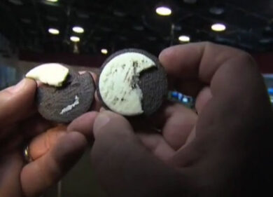 VIDEO: Tutte le macchine per separare la crema dai biscotti