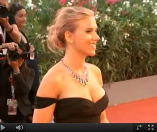 Scarlett Johansson, la lei computer. L’amore tra uomo e macchina esiste Scarlett Johansson, la lei computer. L’amore tra uomo e macchina esiste