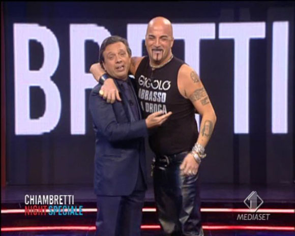 Neknomination, dj Aniceto: “Per essere fighi non bisogna seguire il branco” Neknomination, dj Aniceto: “Per essere fighi non bisogna seguire il branco”