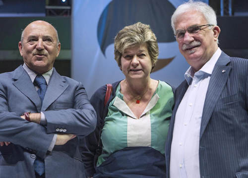 “Non spari nel mucchio”. Bonanni e Camusso avvertono Renzi “Non spari nel mucchio”. Bonanni e Camusso avvertono Renzi