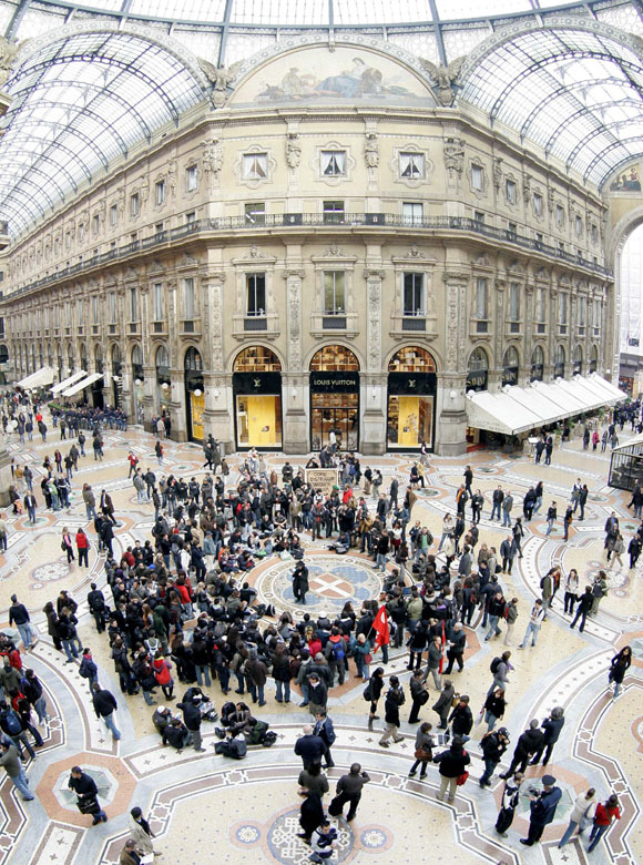 Galleria, al via i lavori. Restauro entro marzo 2015 Galleria, al via i lavori. Restauro entro marzo 2015