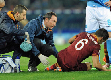 Roma ko. Strootman crack: stagione finita e addio al Mondiale