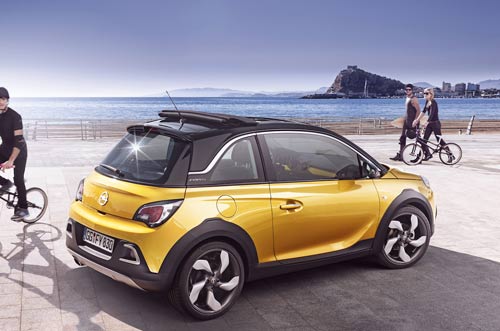 Disabile “cacciato” dal Salone dell’Auto di Ginevra. E’ polemica Disabile “cacciato” dal Salone dell’Auto di Ginevra. E’ polemica