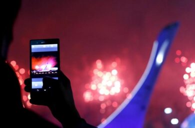 Neknomination, genitori sempre più in allarme